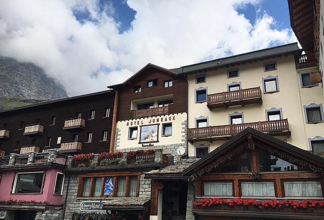 Hotel Jumeaux