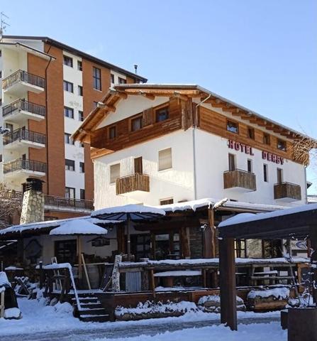 Hotel & Bar Derby