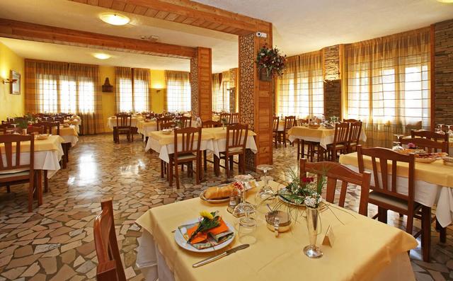 Hotel Holiday Debili