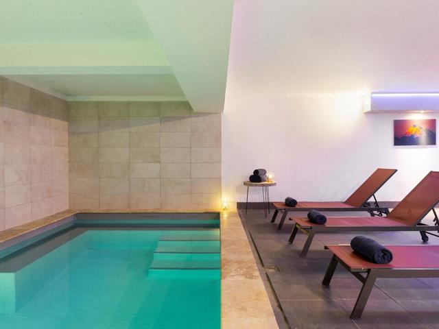 Sowell Residence Pierre Blanche