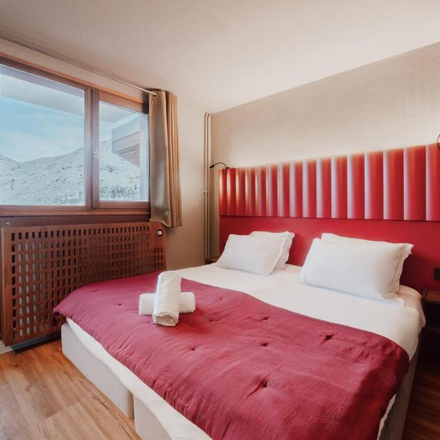 Alpeen Hotel