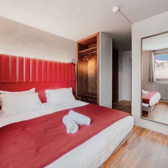Alpeen Hotel