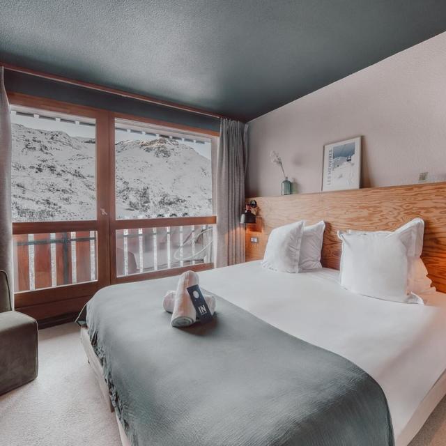 Alpeen Hotel