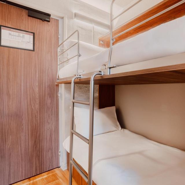 Alpeen Hotel